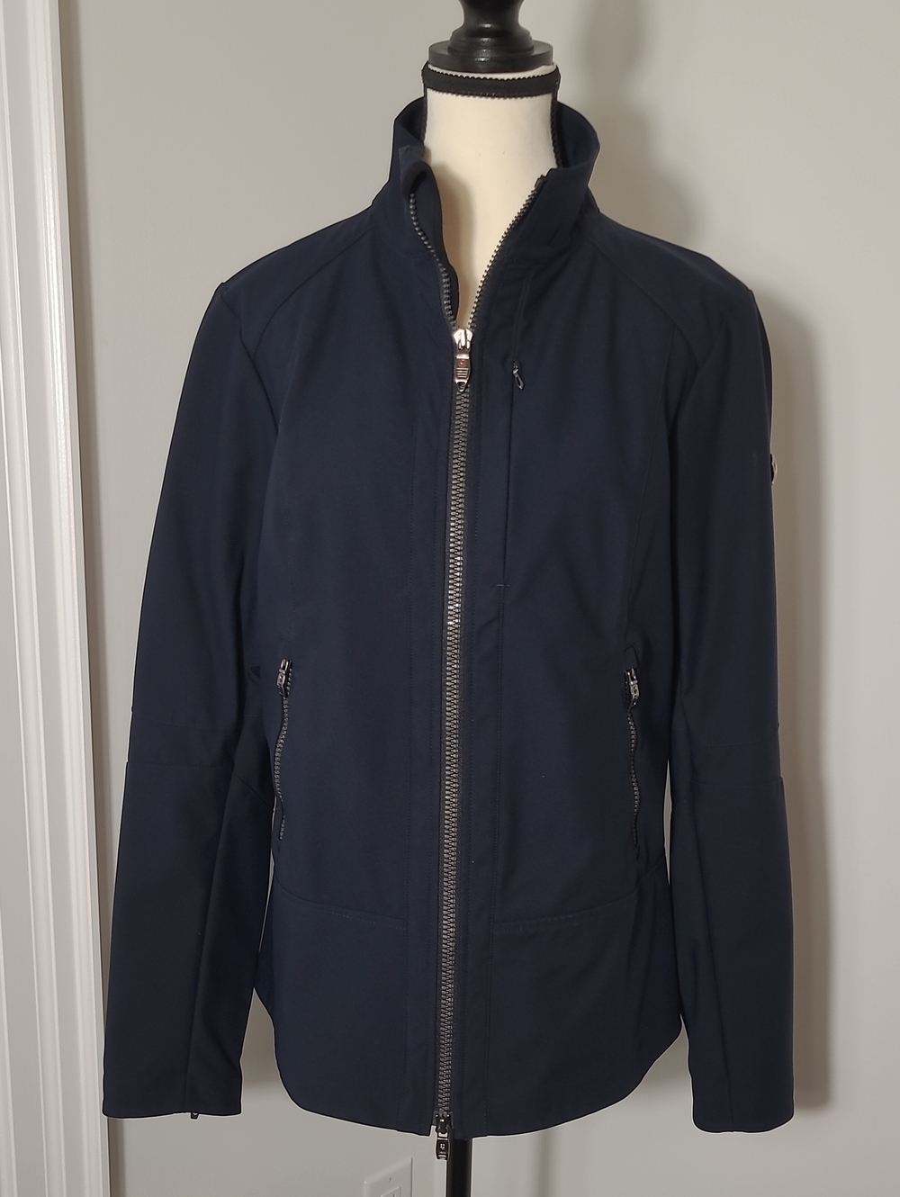 Victorinox Blue Jacket. Large.
